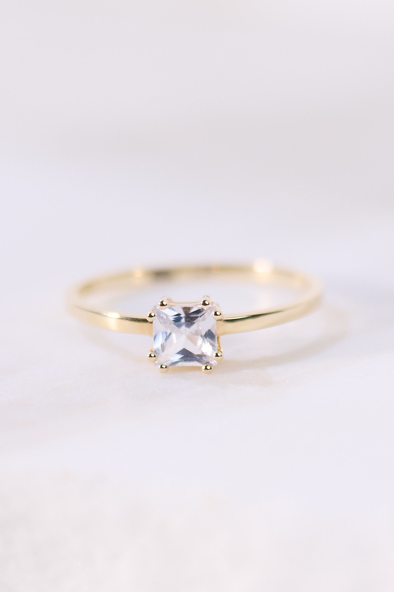 Pierścionek złoty z szafirem B One N°28 - BELLER: Official Online Store & Luxury Jewelry Atelier