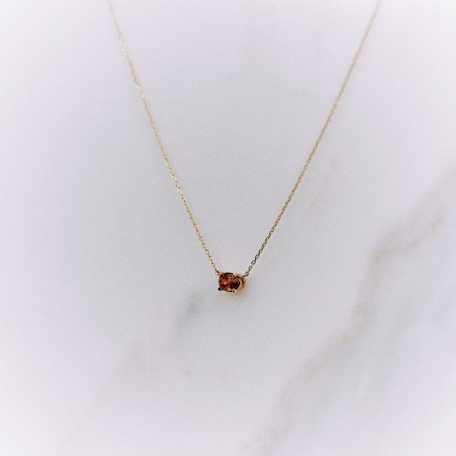 Naszyjnik złoty z granatem B One N°3 - BELLER: Official Online Store & Luxury Jewelry Atelier