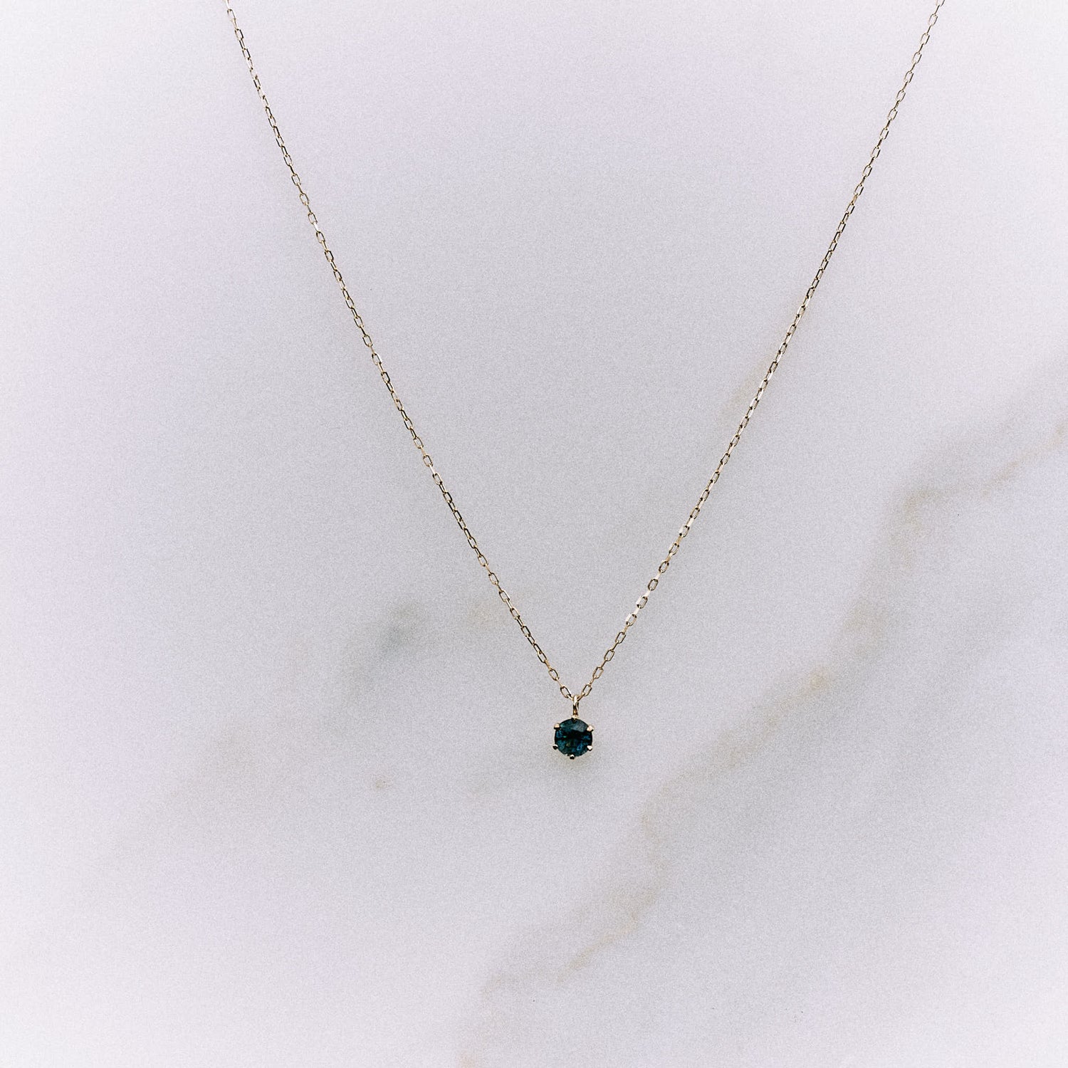 Naszyjnik złoty z szafirem B One N°1 - BELLER: Official Online Store & Luxury Jewelry Atelier