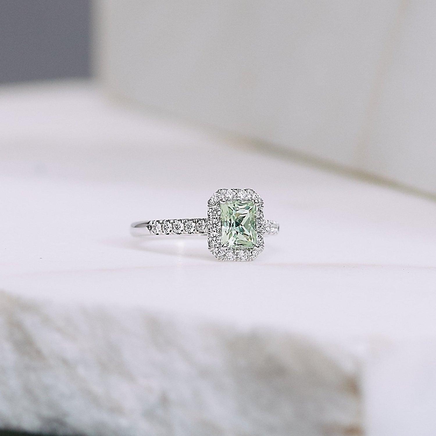 Pierścionek złoty z turmalinem i brylantami B One N°3 - BELLER: Official Online Store & Luxury Jewelry Atelier