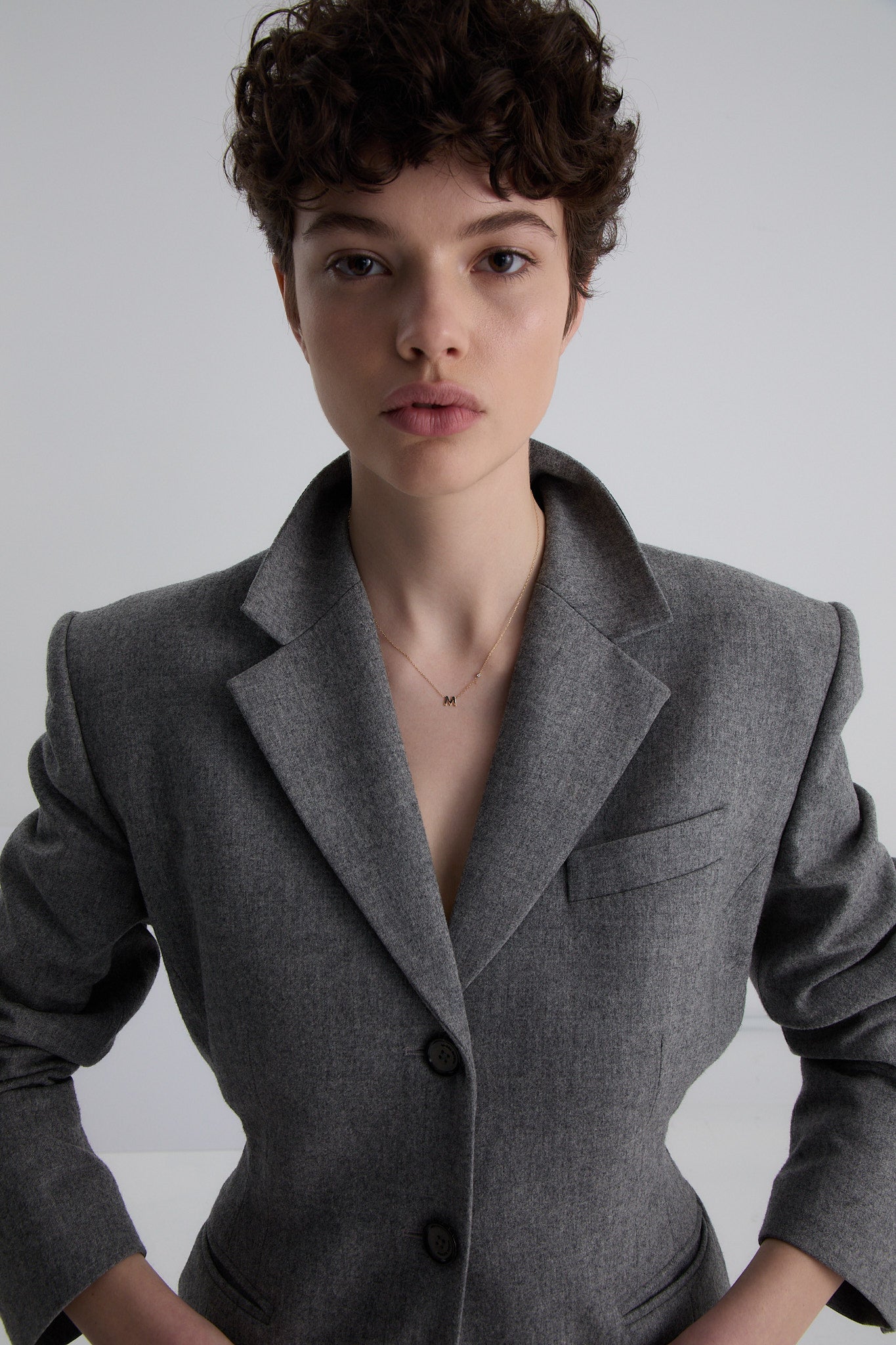 Naszyjnik złoty Minimal N°7 - BELLER: Official Online Store & Luxury Jewelry Atelier