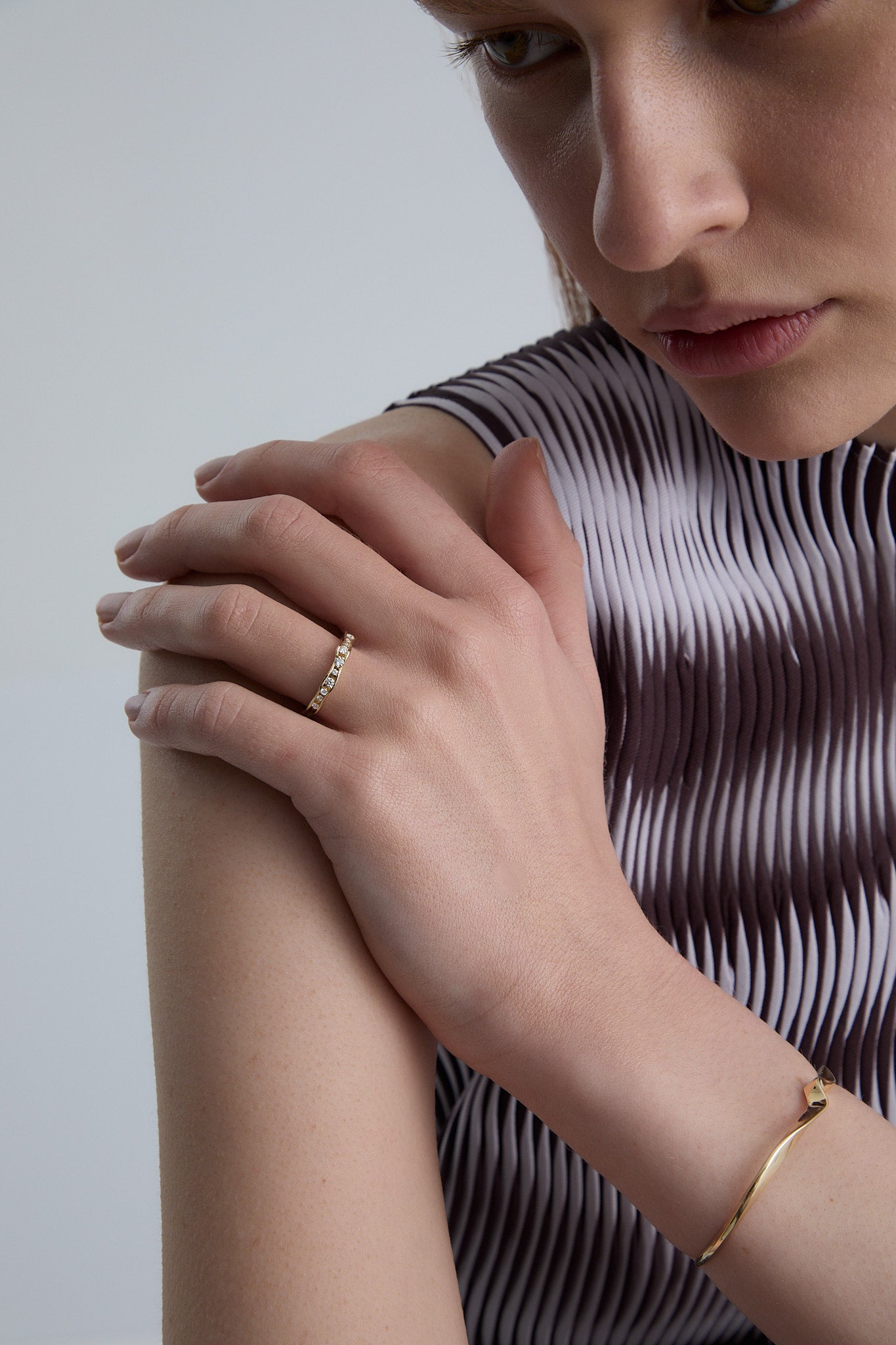Pierścionek złoty On the edge N°9 - BELLER: Official Online Store & Luxury Jewelry Atelier